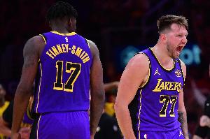 芬尼：感觉我们能跟任何对手对抗 我知道今天要多给东契奇传球