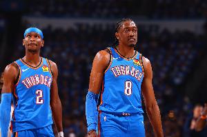 双枪合计10次！雷霆本场比赛出现17次失误 创今年季后赛单场新高