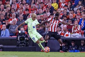 双子星！本赛季五大联赛过人15+仅2人：亚马尔18次、尼科16次