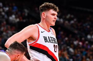 媒体人：克林根效果不如里斯 中锋在开拓者进攻端副作用太明显了