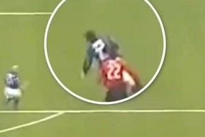 没进世界杯的原因找到了🤣撒贝宁主罚点球时竟然没进~